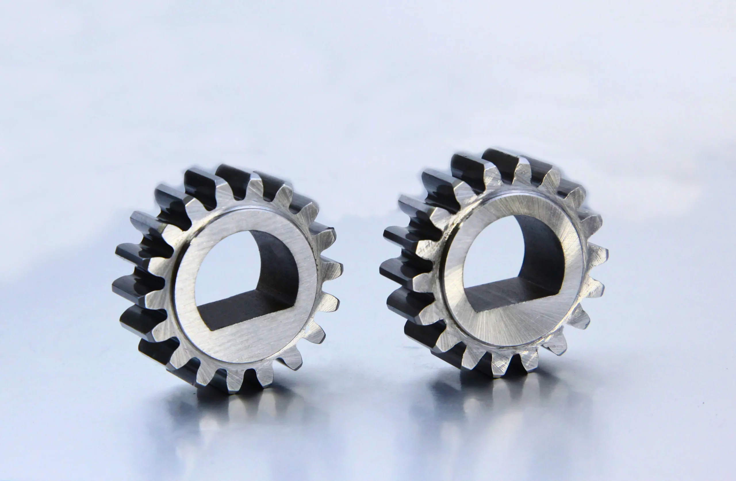 Зубчатые колеса со шлицевым или профильным отверстием (1)